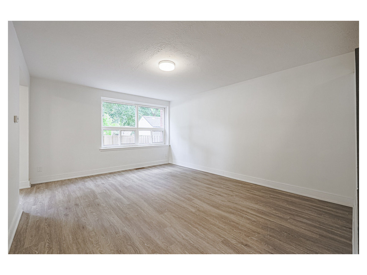 2029-2055 Victoria Park Ave. - Photo 4