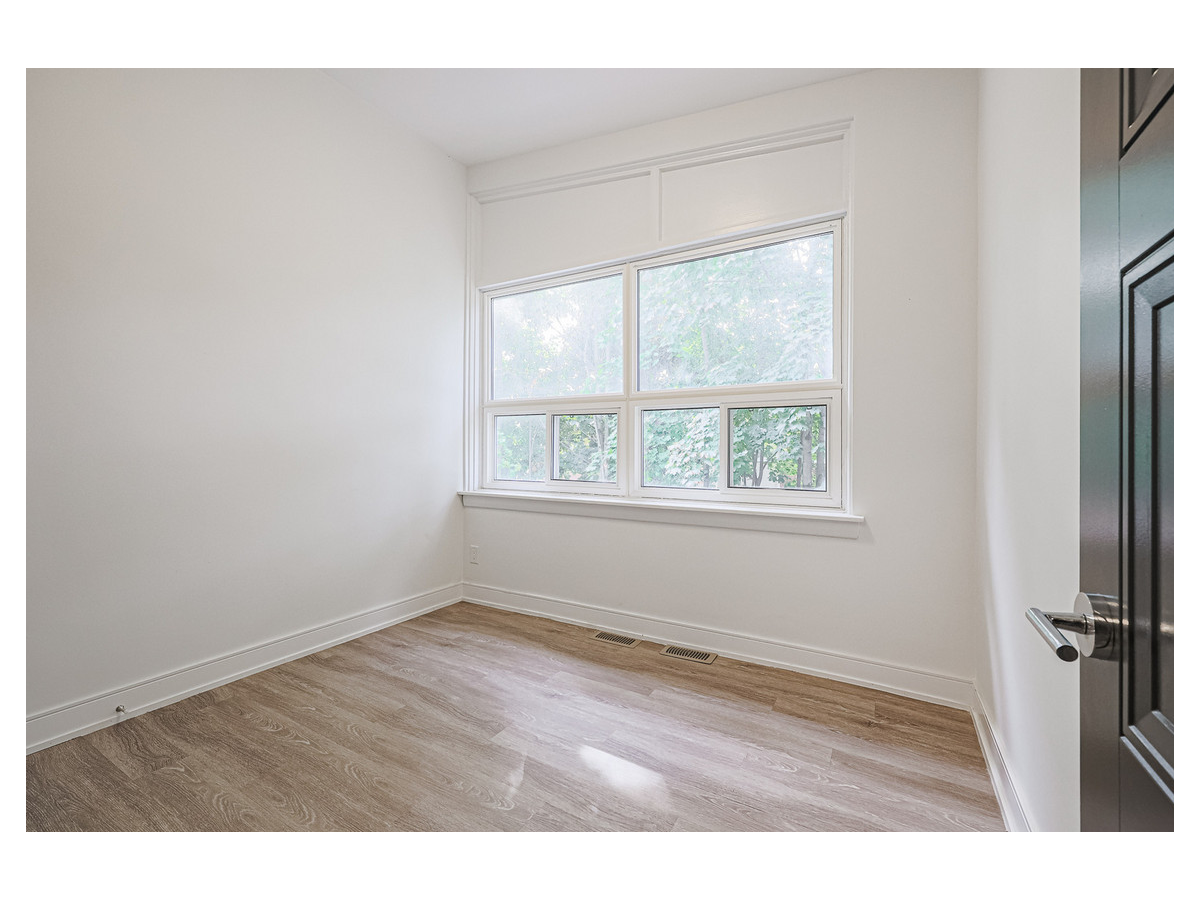 2029-2055 Victoria Park Ave. - Photo 5