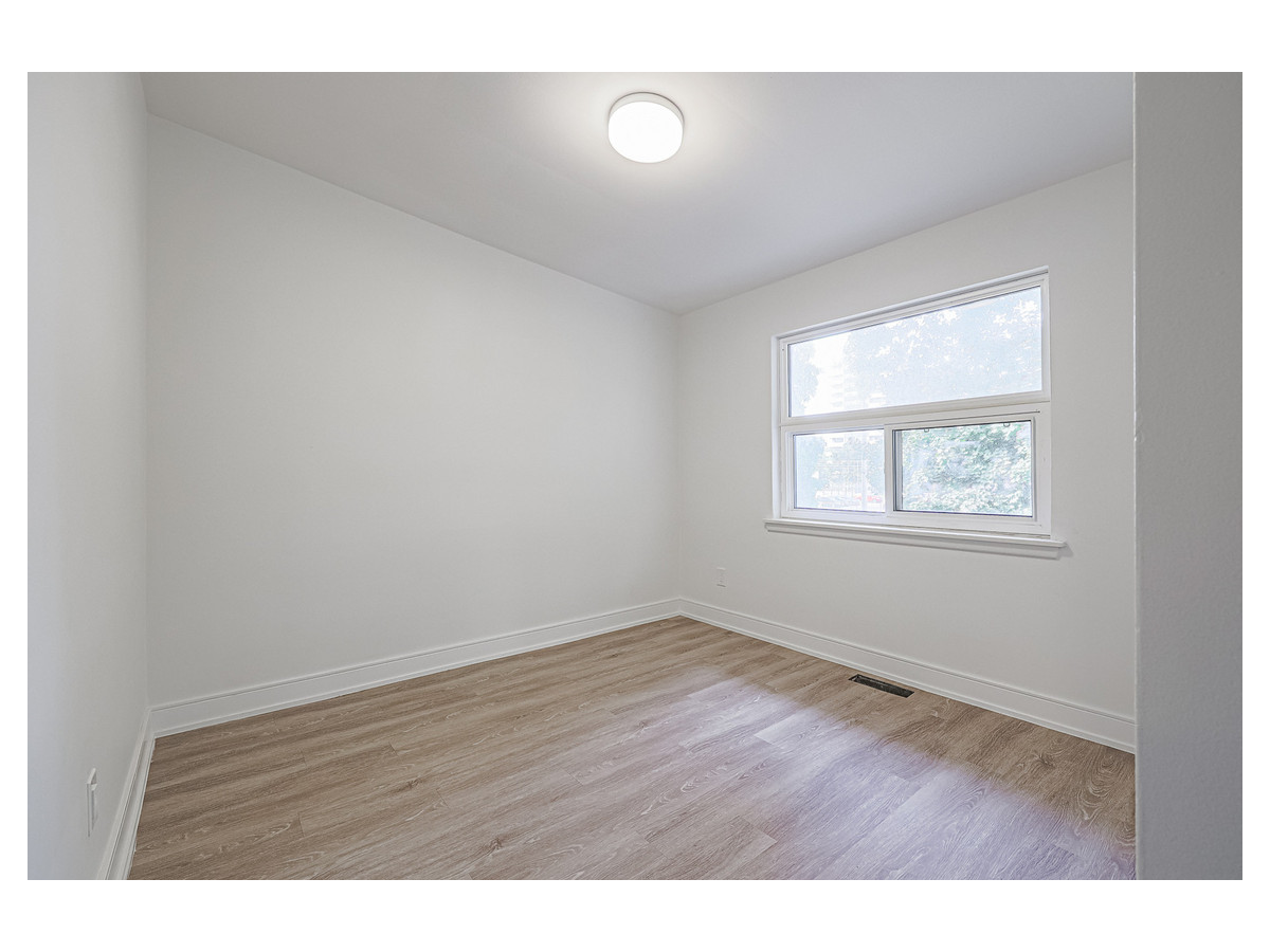 2029-2055 Victoria Park Ave. - Photo 6