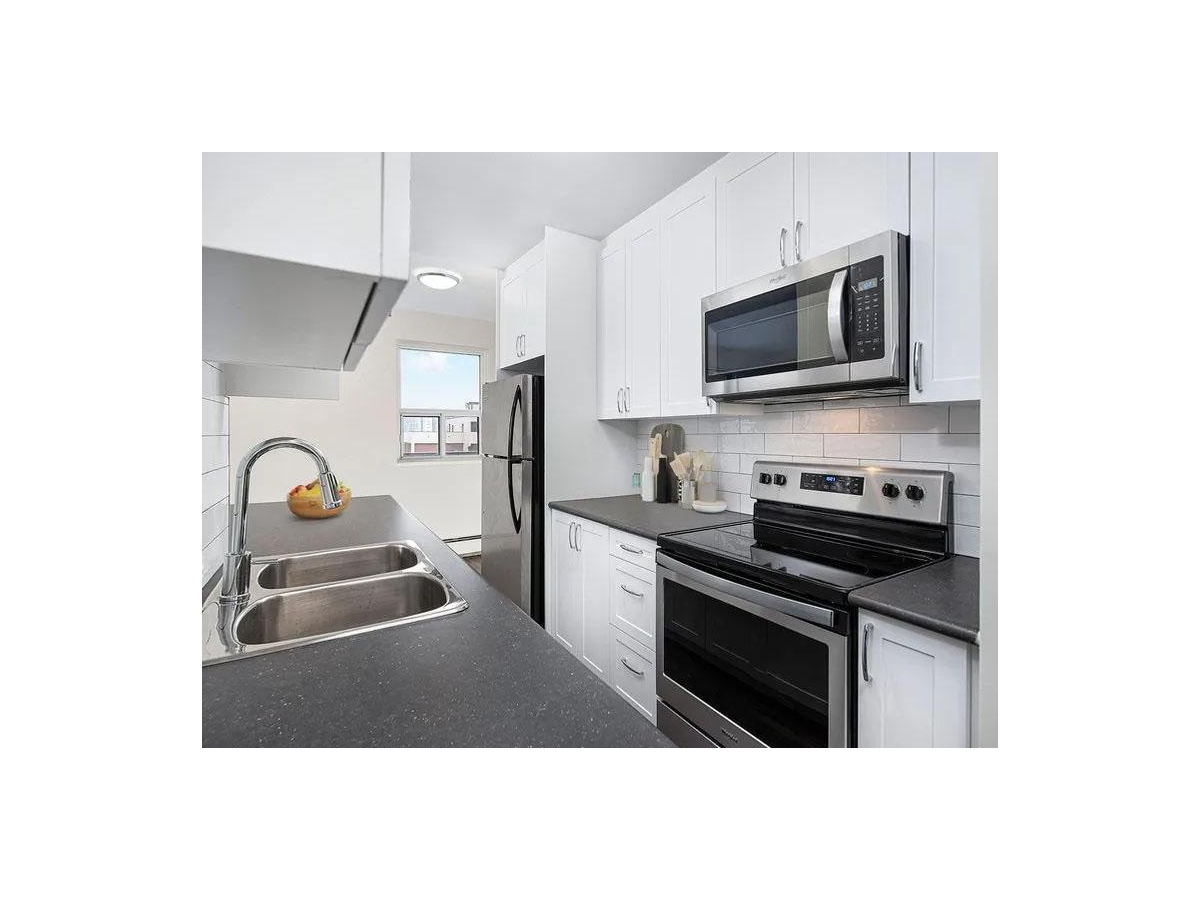 2263 Weston Rd. - Photo 3