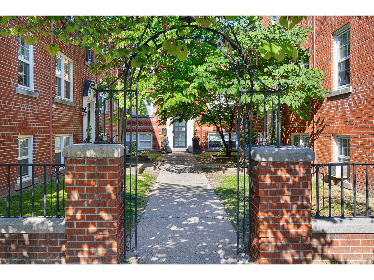338-342 Donlands Ave. - Photo 13