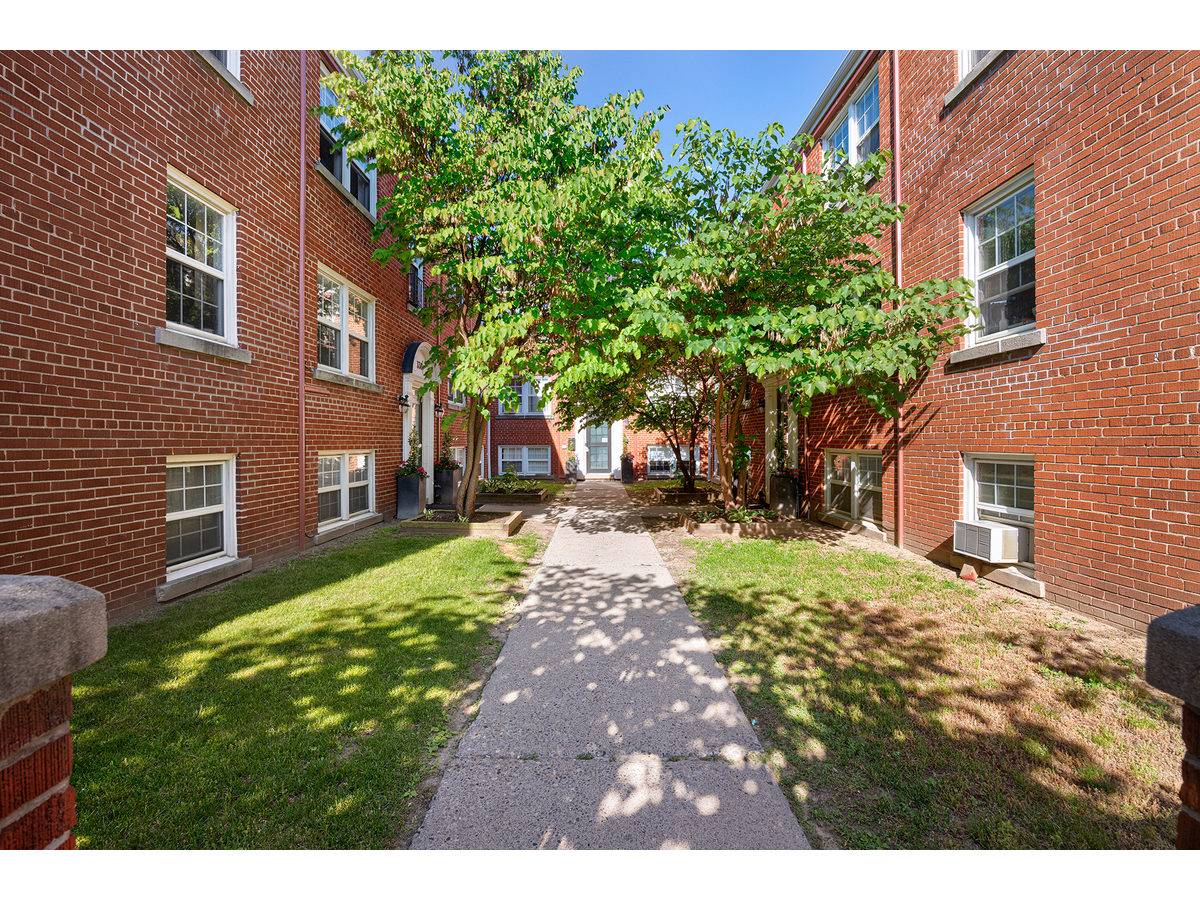338-342 Donlands Ave. - Photo 14