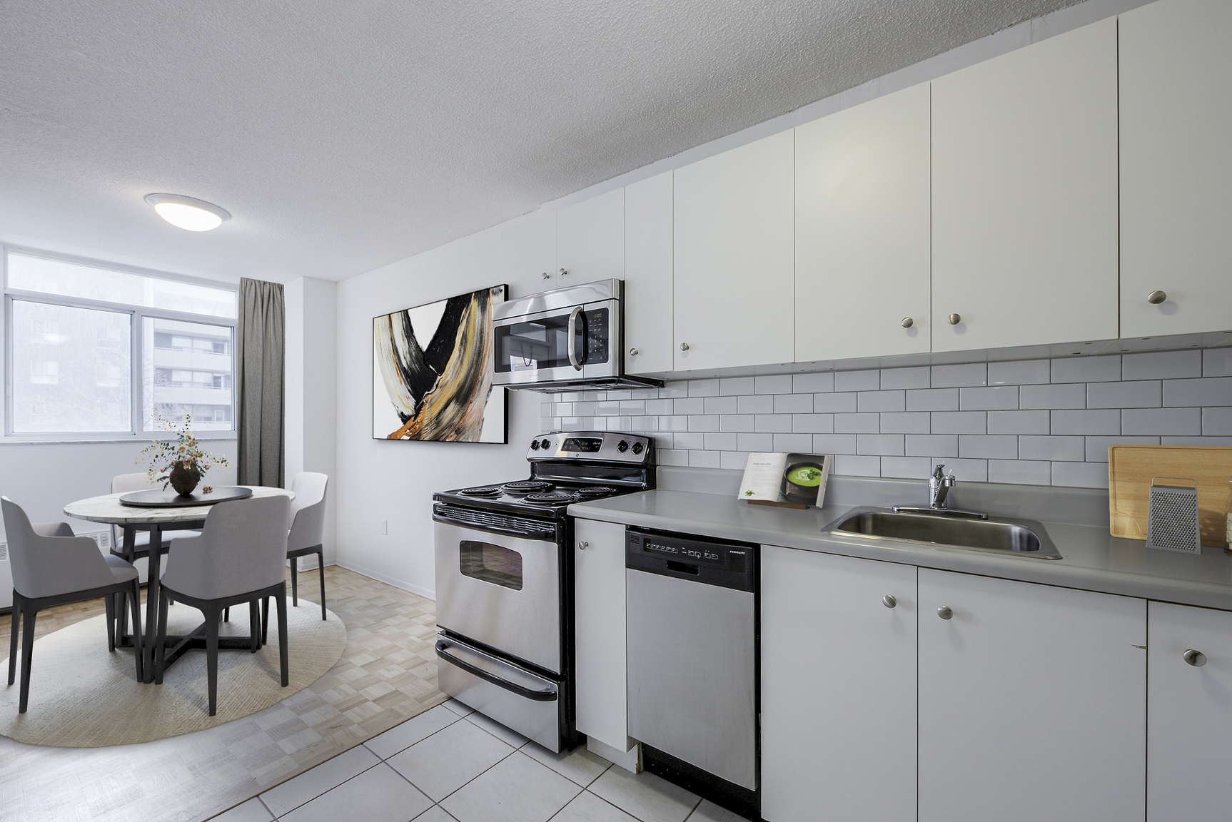 25 Cosburn Avenue - Photo 3