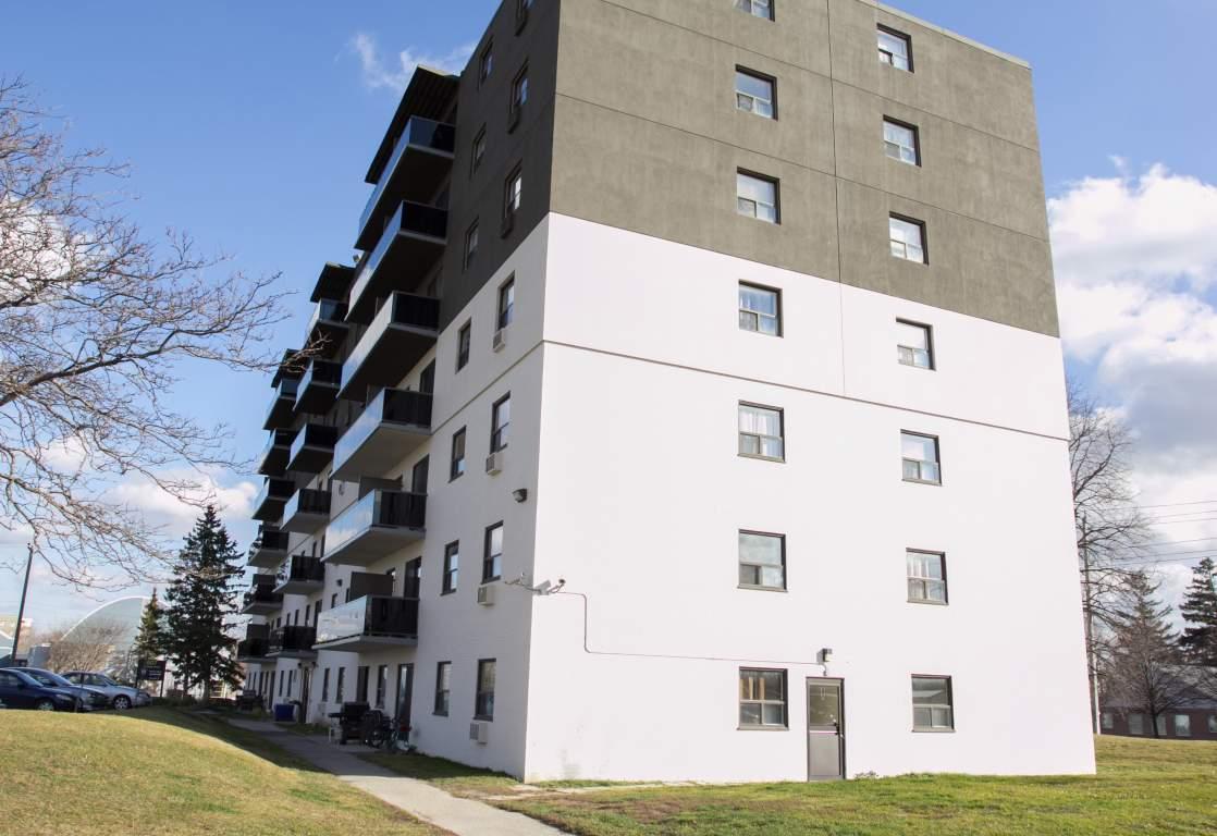607 & 611 Heritage Dr.