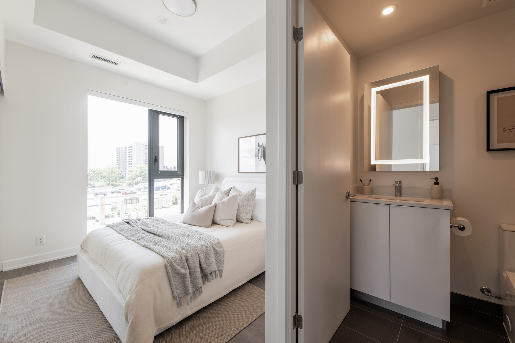 West Square Cityview - Photo 12