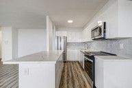 370 Ridelle Ave.