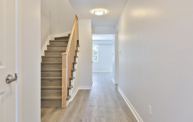 Large townhomes for lease in Scarborough Village Greenwin