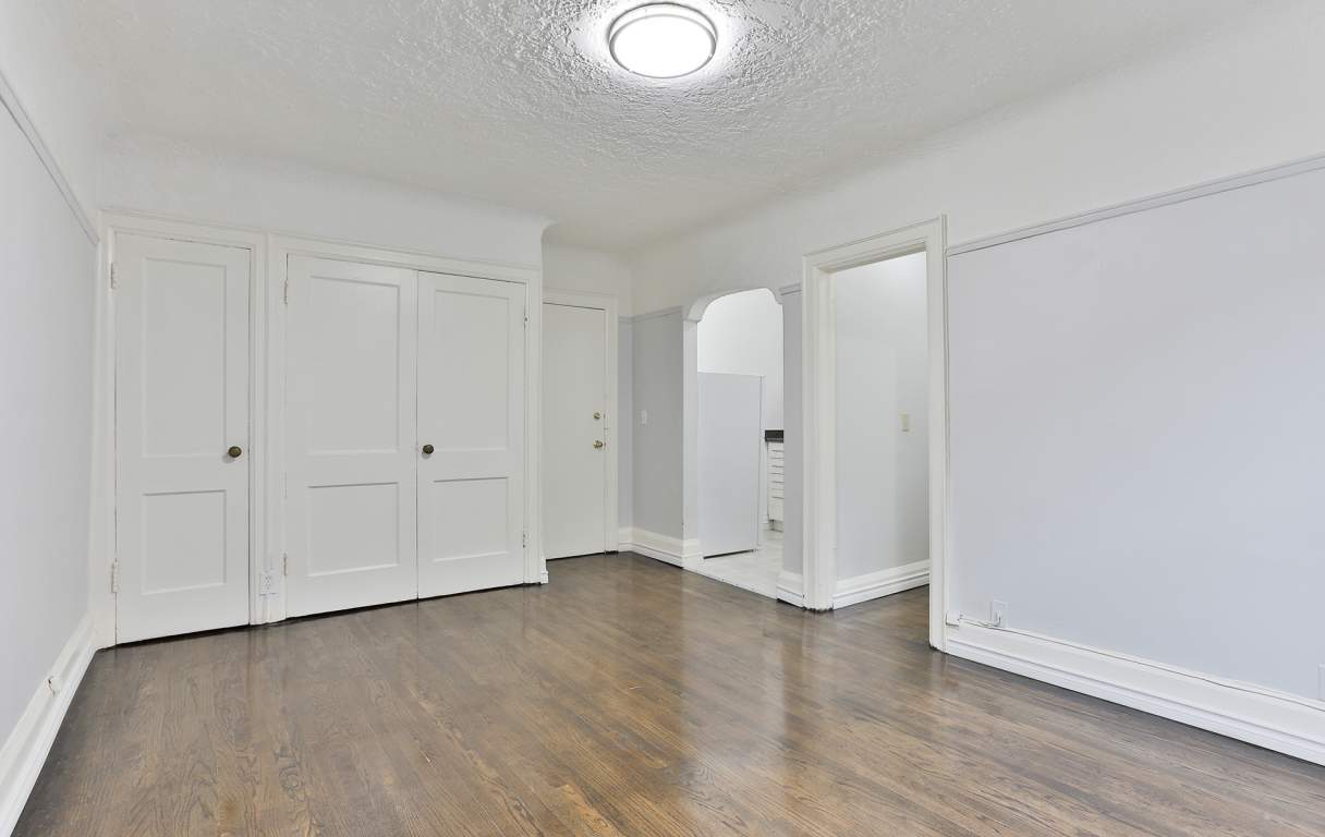 Exclusive rentals in Bathurst and St Clair Greenwin