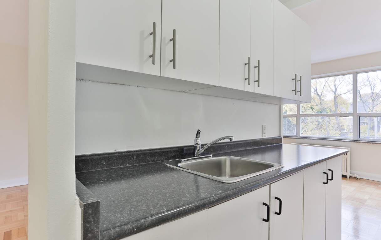 1639 Bloor St. apartments for rent in Toronto Greenwin