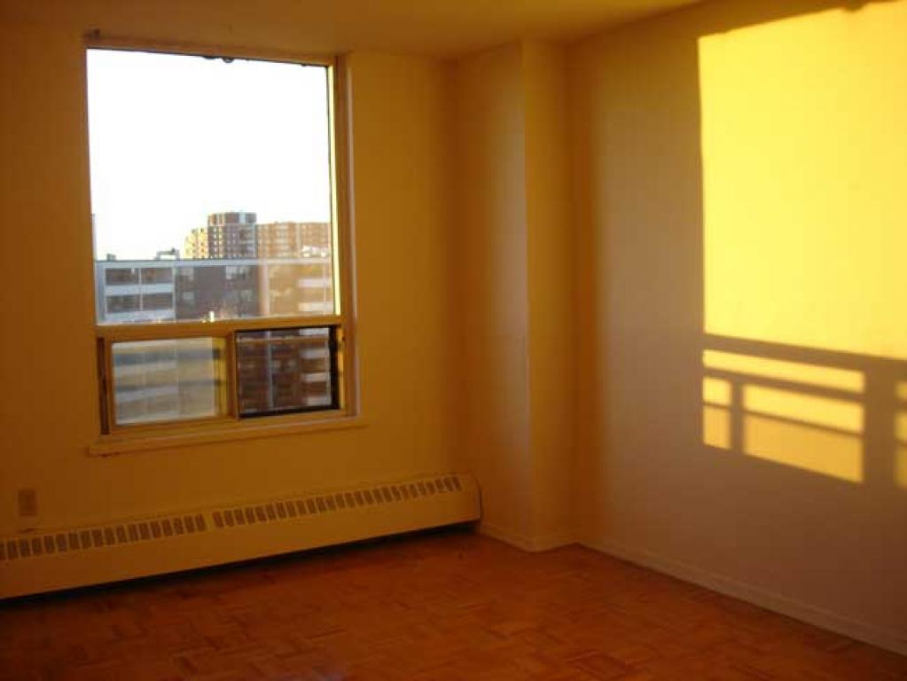 Apartments for rent in Etobicoke West Mall Greenwin