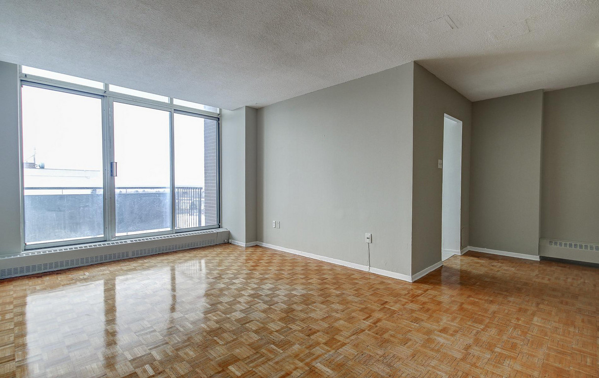 Brampton rental apartments Eastbourne & Balmoral Greenwin