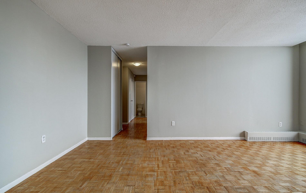 Brampton rental apartments Eastbourne & Balmoral Greenwin