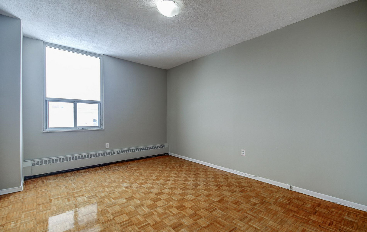 Brampton rental apartments Eastbourne & Balmoral Greenwin