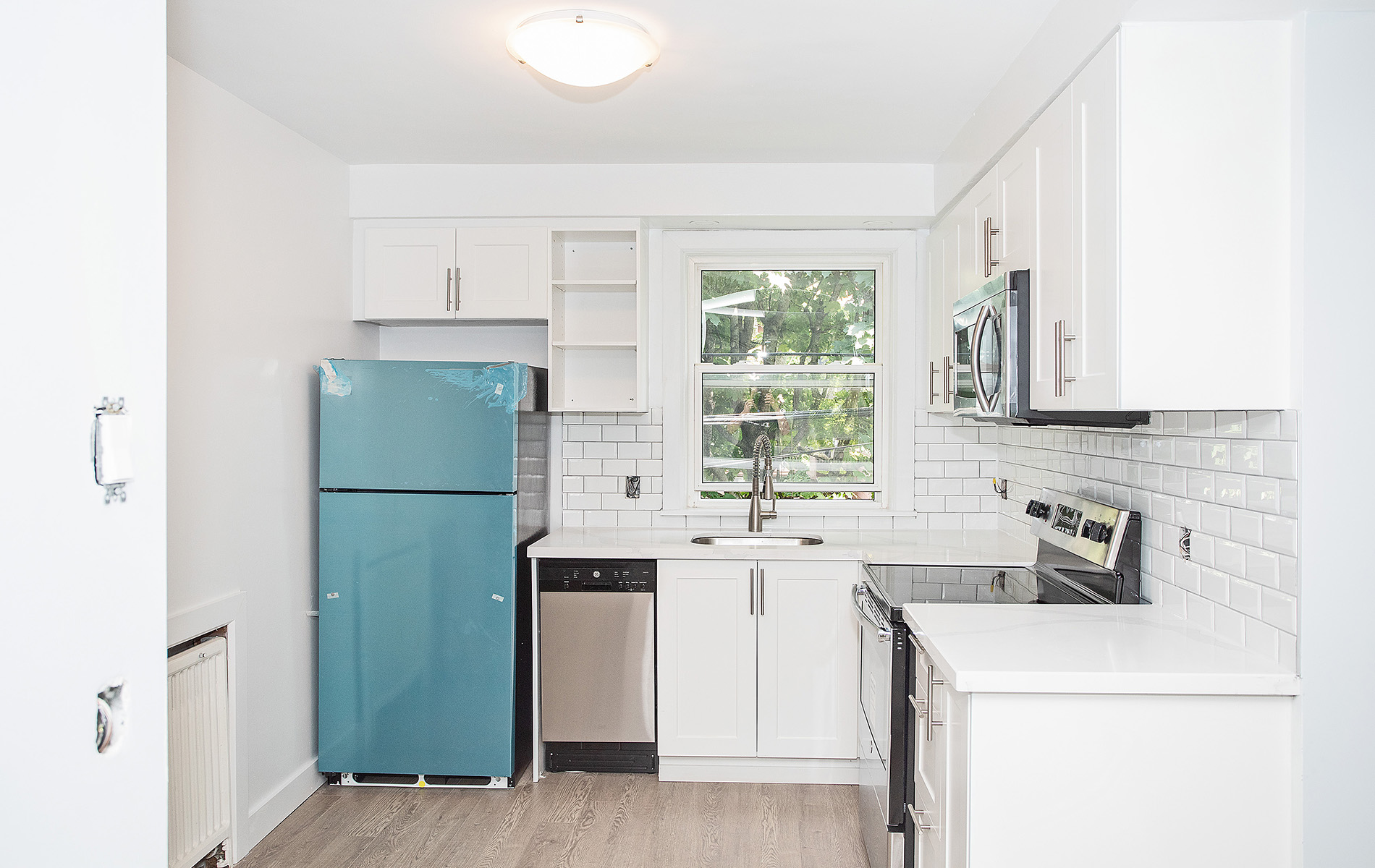2-9 Oaklawn Gdns., Toronto, ON M4V 2C6 — photo 2