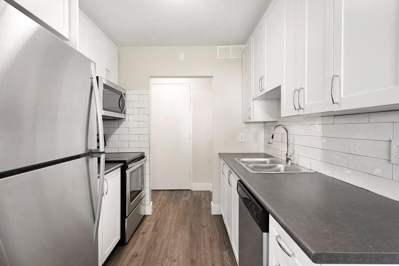 470 Wellington St N, Kitchener, ON N2H 5L5 — photo 1