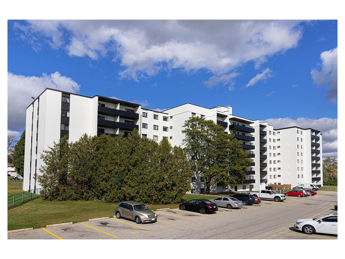 295 Dale Crescent, Waterloo, ON N2J 3Y5 — photo 1
