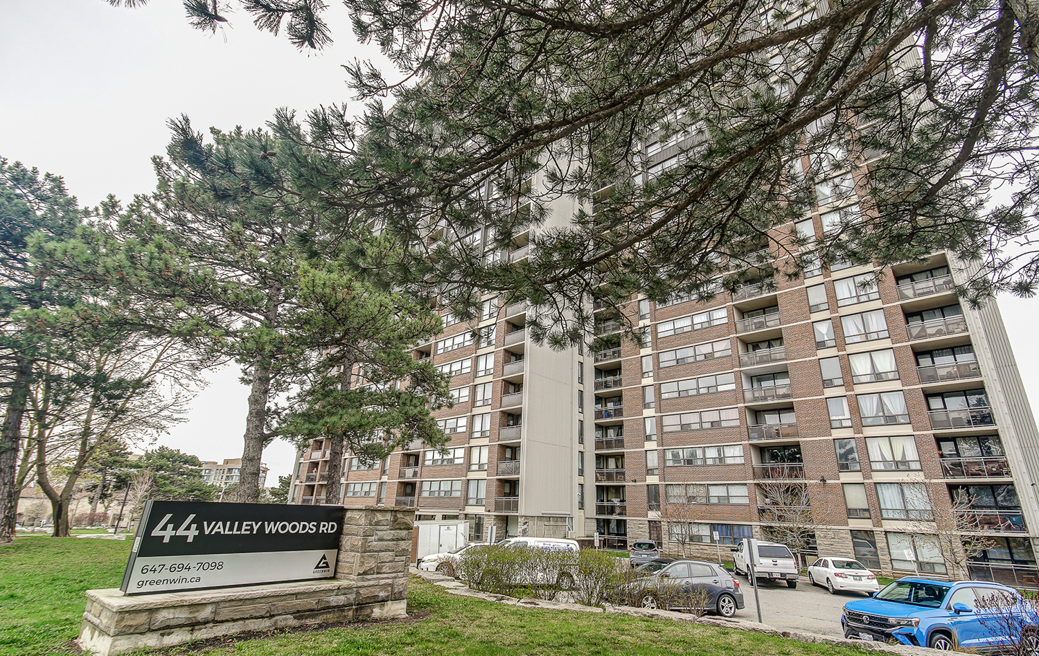 44 Valley Woods Rd., North York, ON M3A 2R6 — photo 2