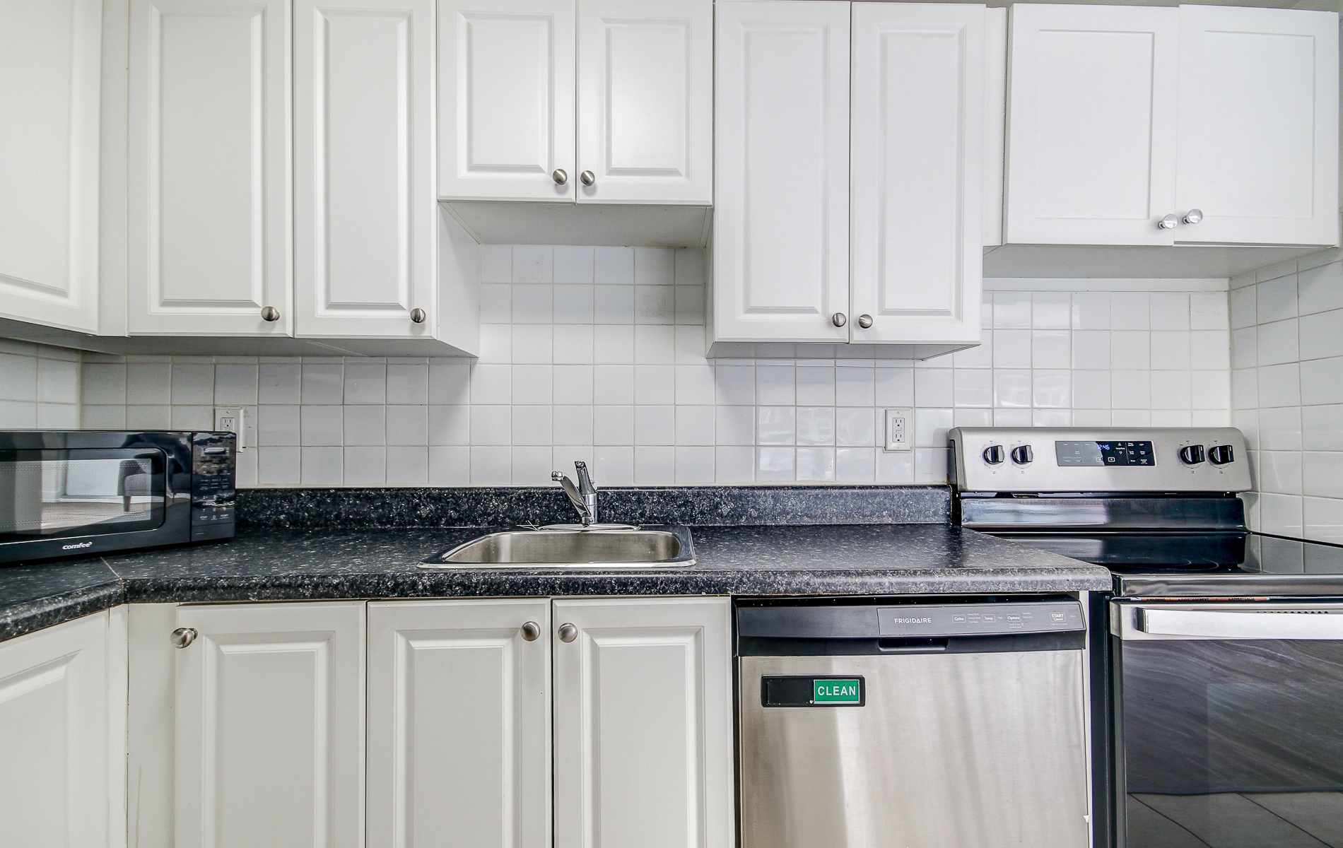 133 Erskine Ave., Toronto, ON M4P 1Y8 — photo 3