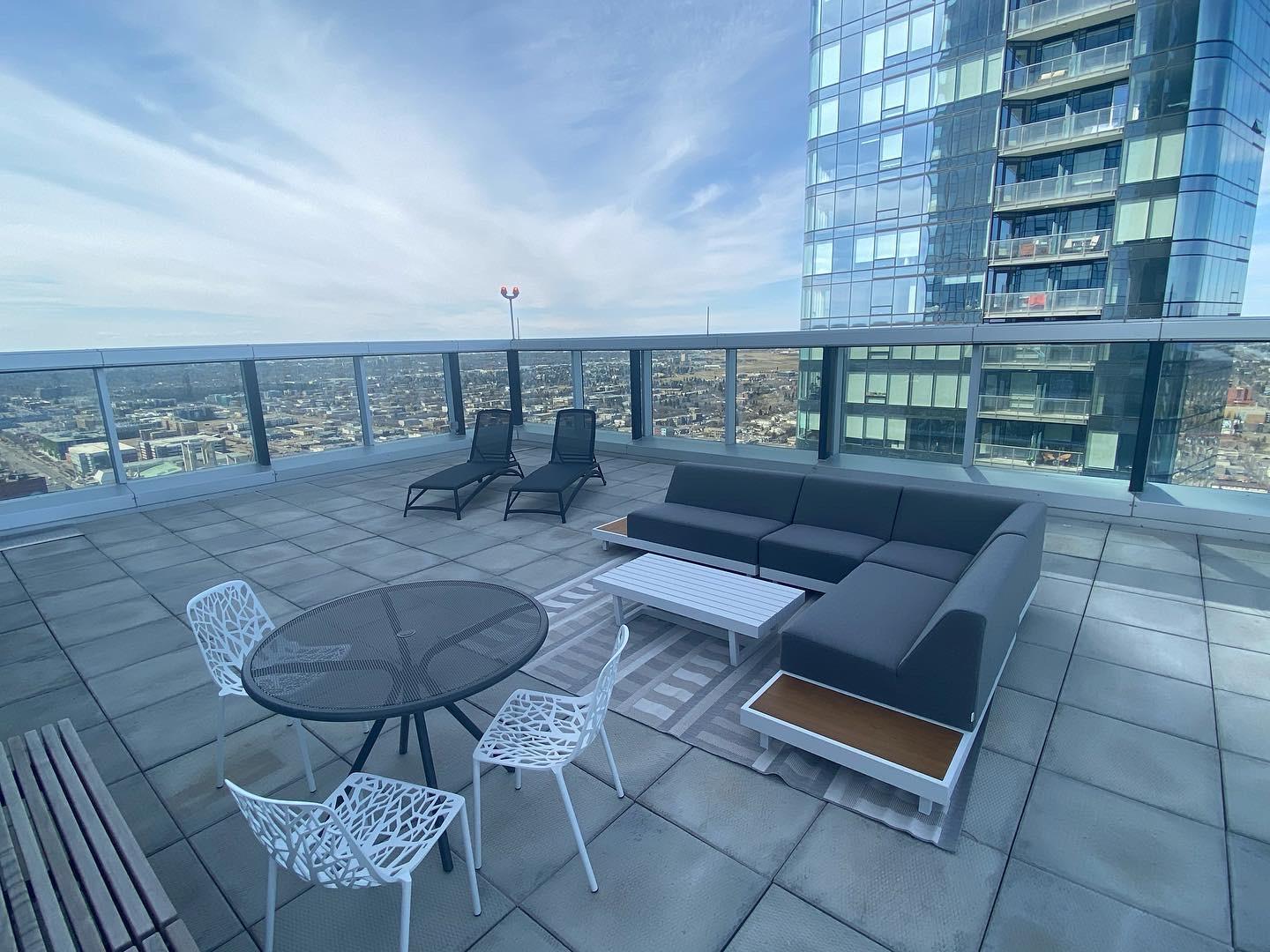SKY Residences - Photo 35