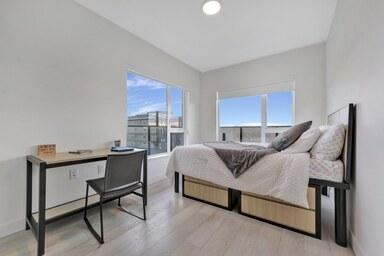 University Heights - Photo 17