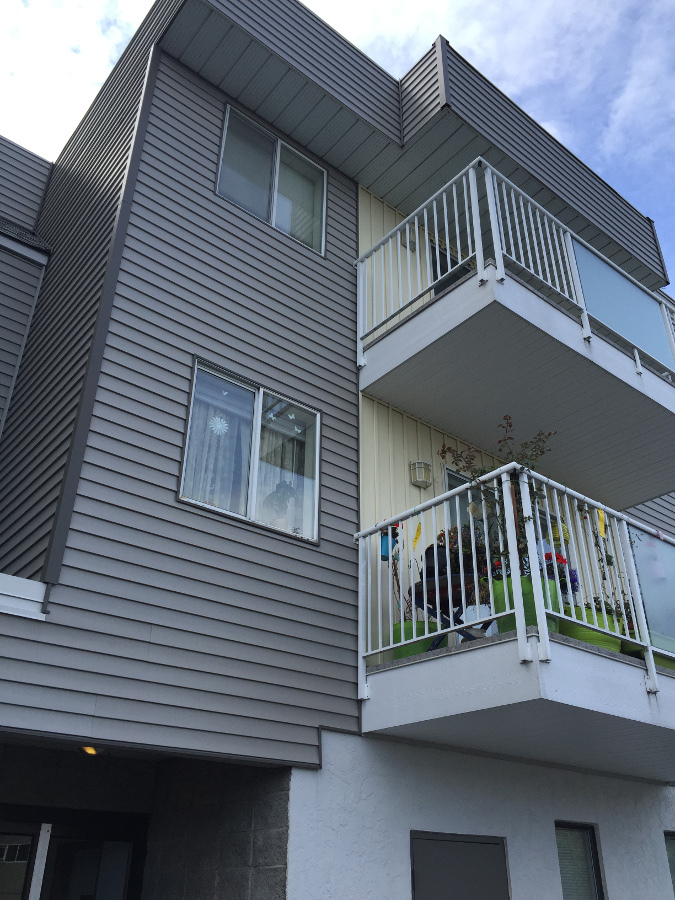 Lakeview Centre - Photo 2