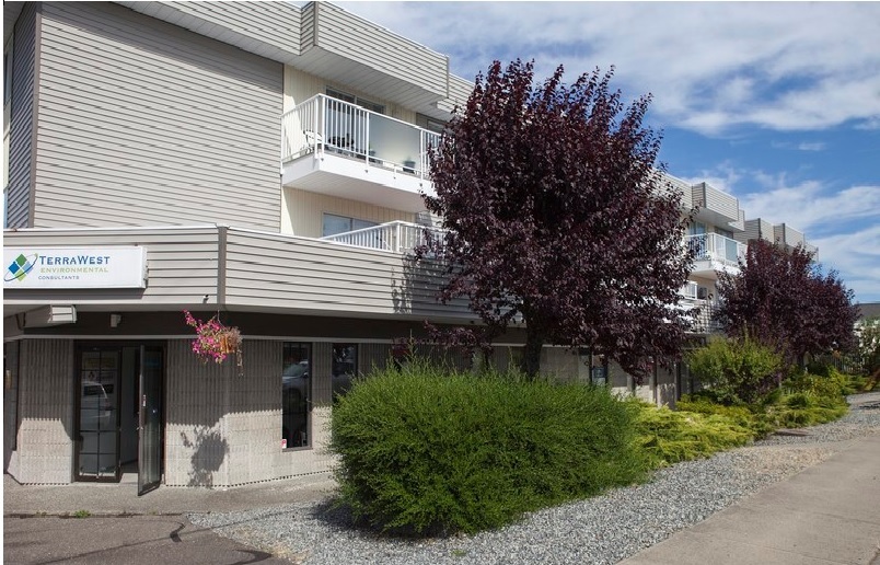 Lakeview Centre - Photo 3
