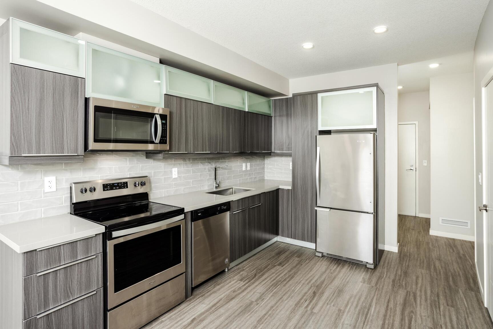 Lyfe Apartments - Photo 17