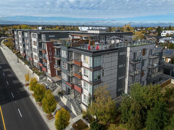 Lyfe Apartments