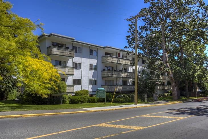 Diamond Head Apartments