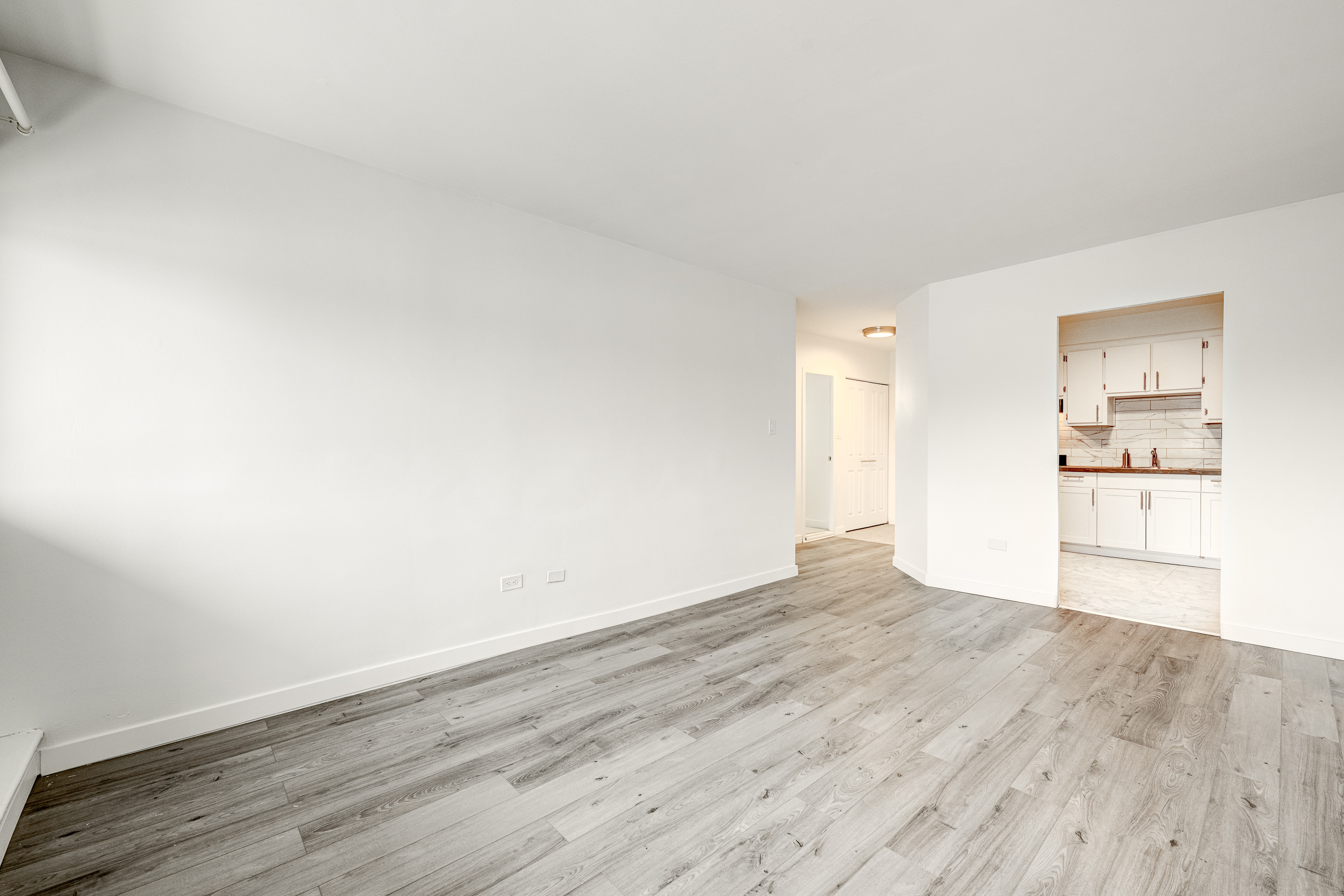 1150 Côte-Vertu — photo 2
