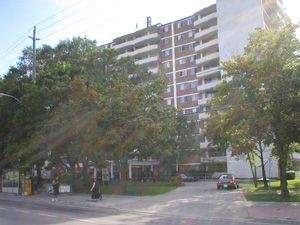 Rosslyn Residences - Photo 4