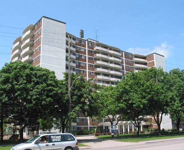 Rosslyn Residences - Photo 6