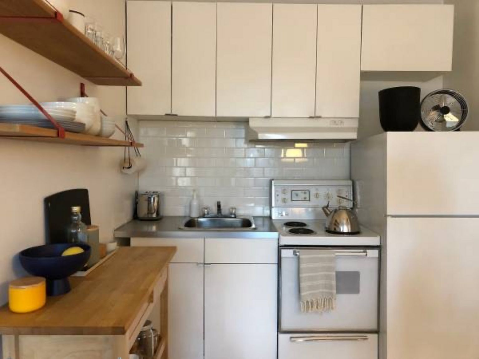 Gladstone Suites - Photo 327