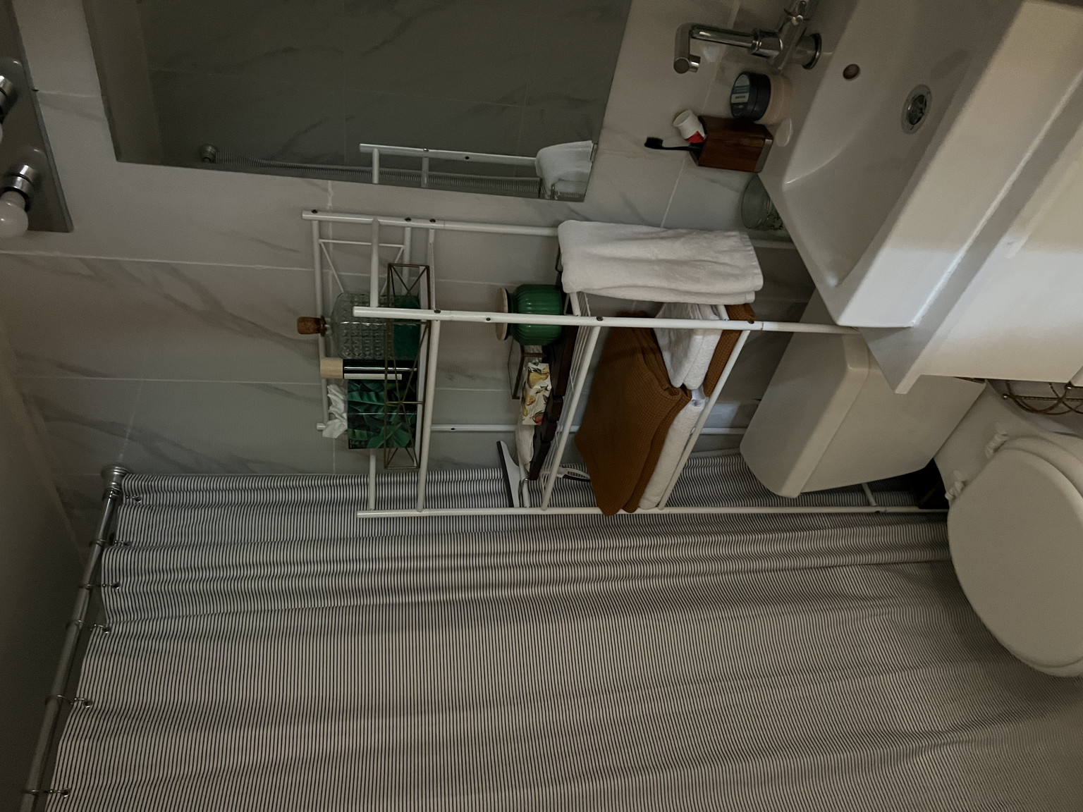 Gladstone Suites - Photo 188