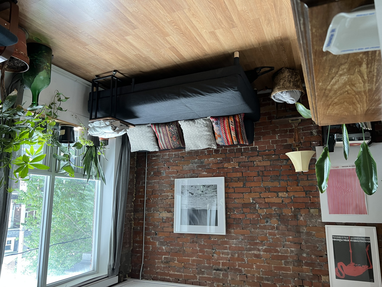 Gladstone Suites - Photo 212