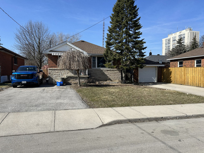 308 East 42nd Lower Unit