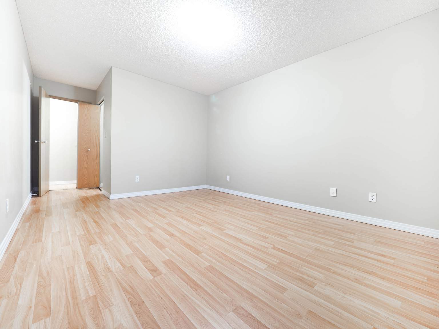 Beau Mills Apartments - Photo 13