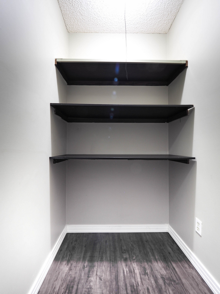 Pineridge Apartments - Photo 7