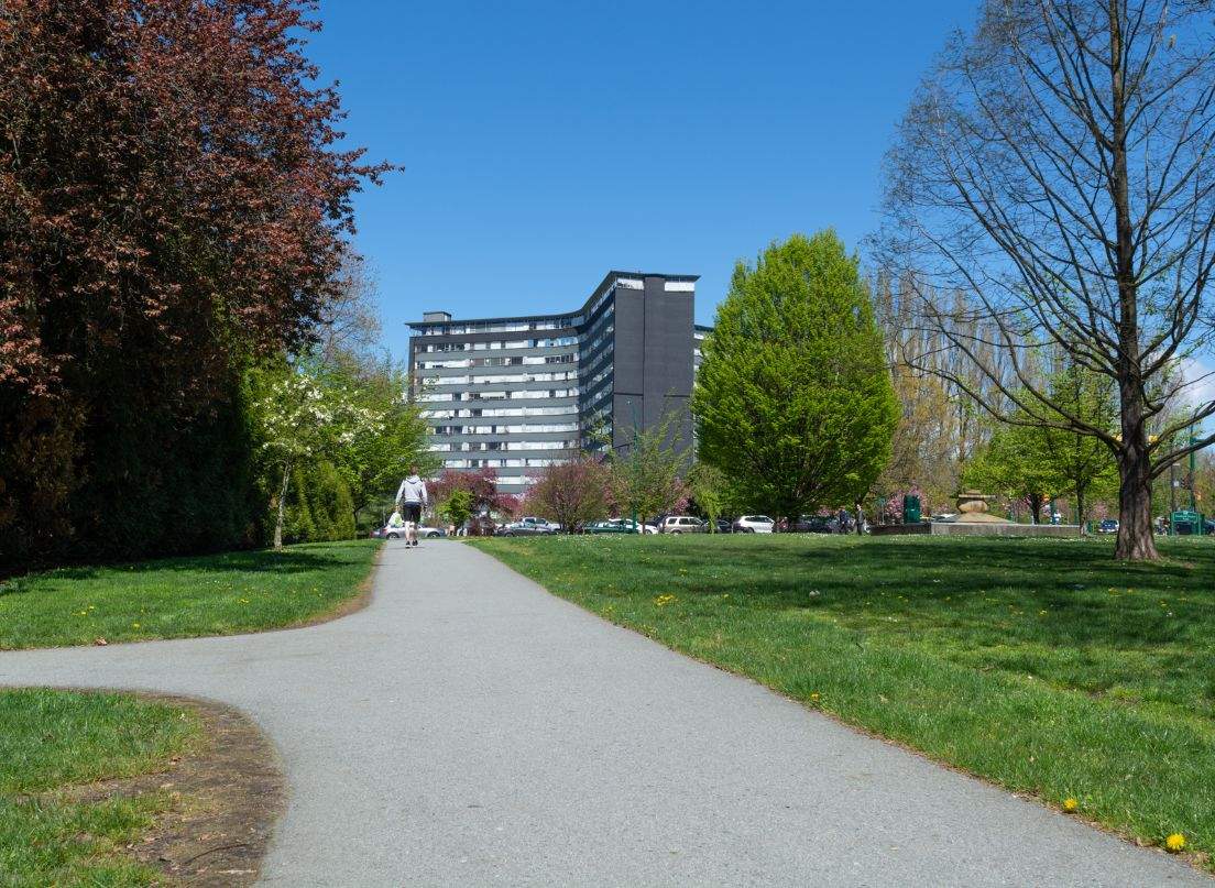 Parkview Towers  - Photo 18