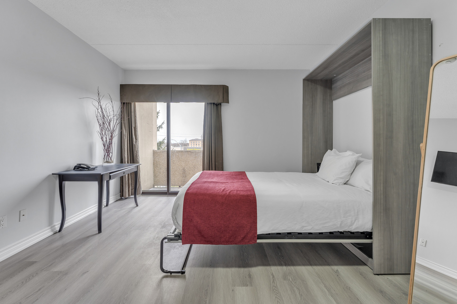 Kingston Crest Residence - Photo 3