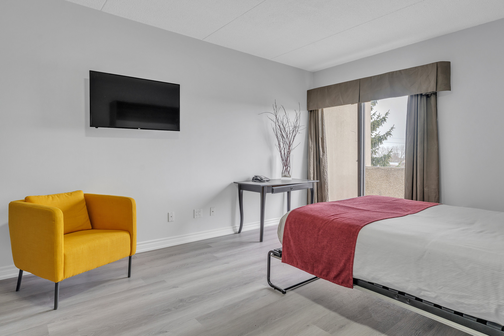 Kingston Crest Residence - Photo 4