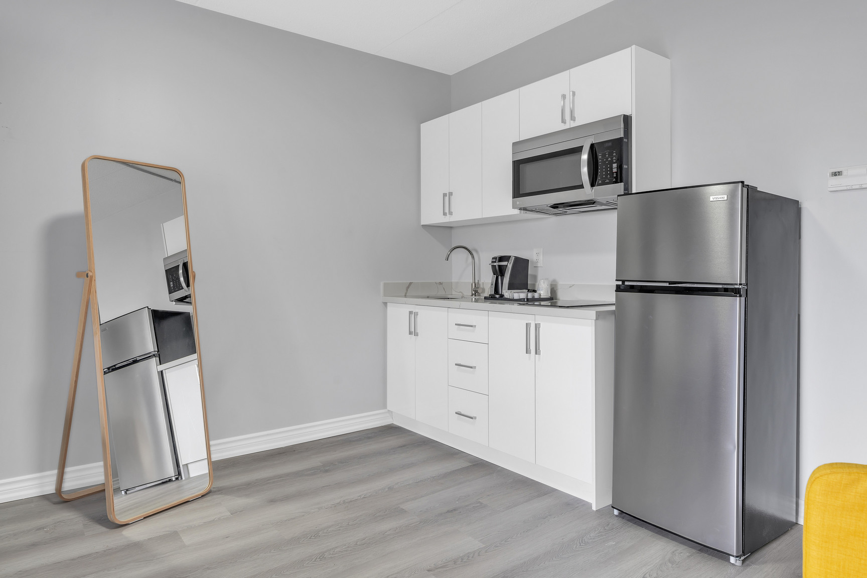 Kingston Crest Residence - Photo 5