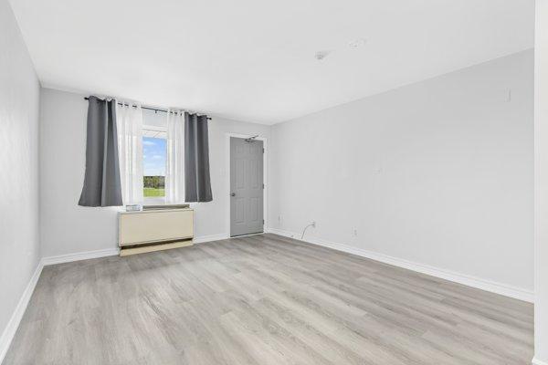 Kingston Crest Residence - Photo 10