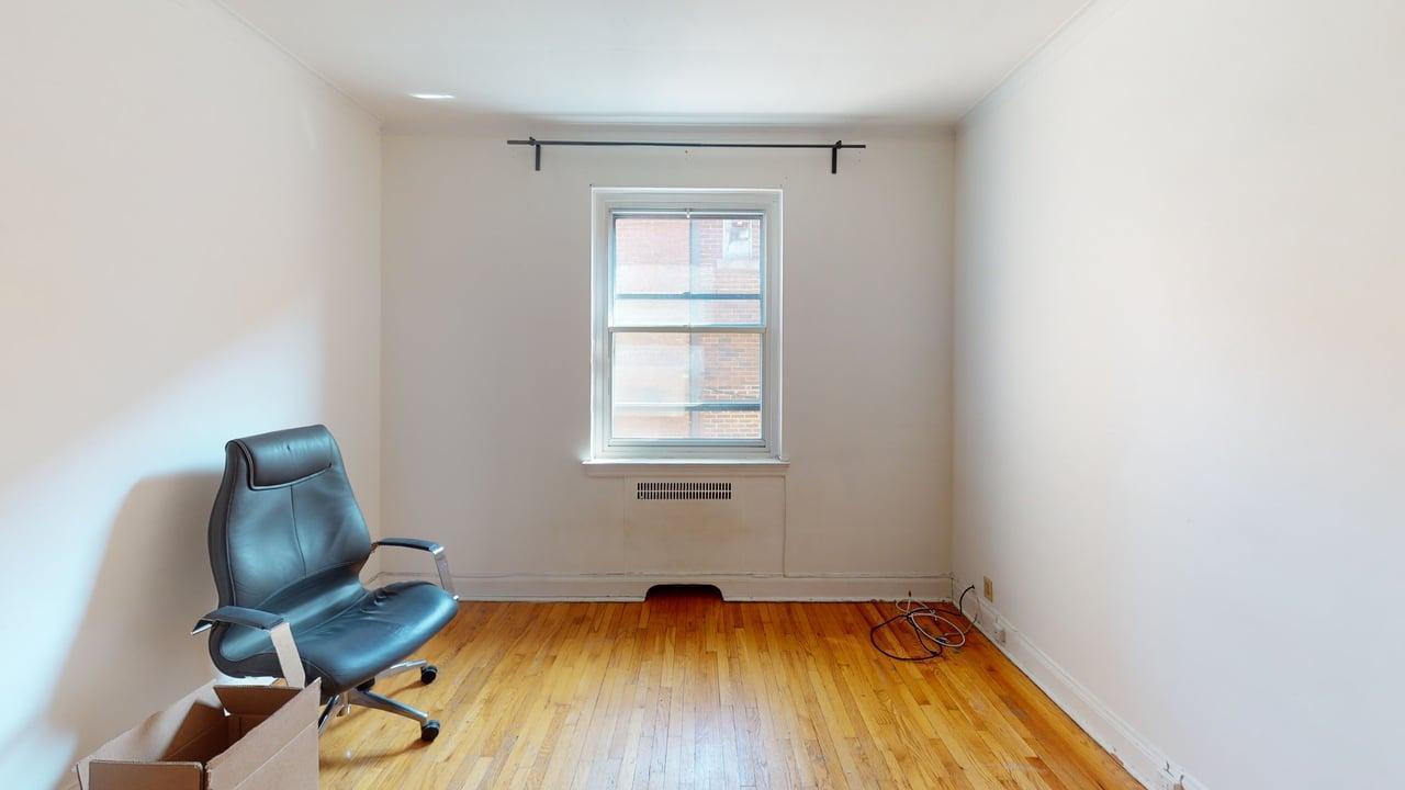 5050 Avenue Roslyn — photo 3