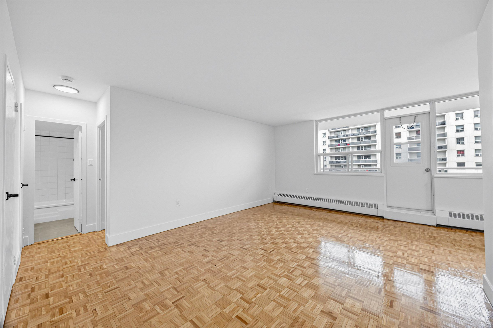 3950 Lawrence Ave East - Photo 10