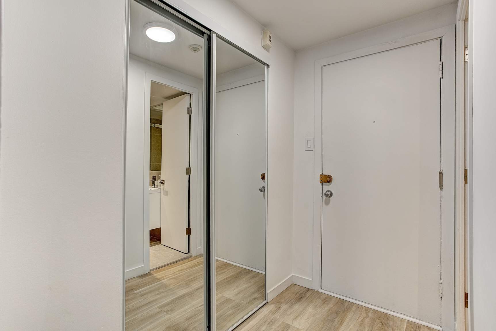 3445 Hutchison - Photo 18