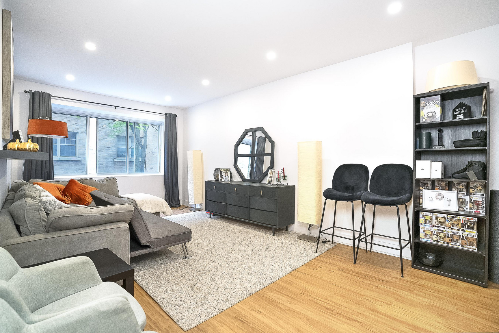 3440 Ridgewood - Photo 2