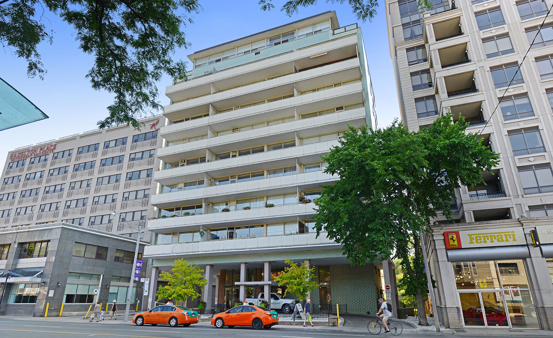 Avenue Park Apartments
