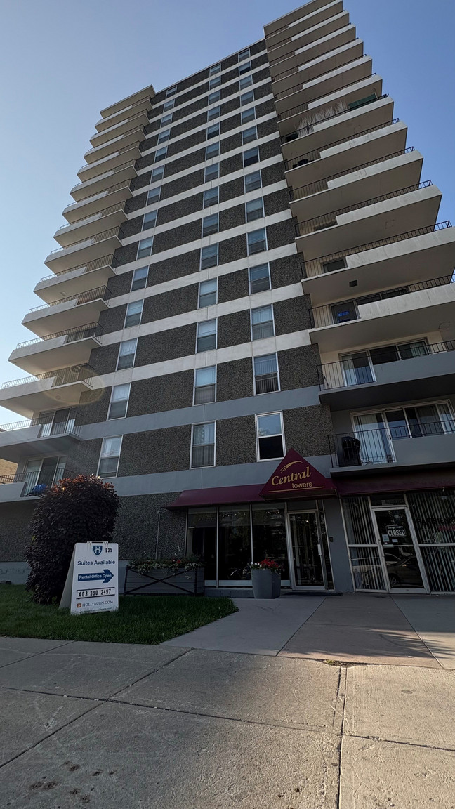 Central Towers - Photo 10