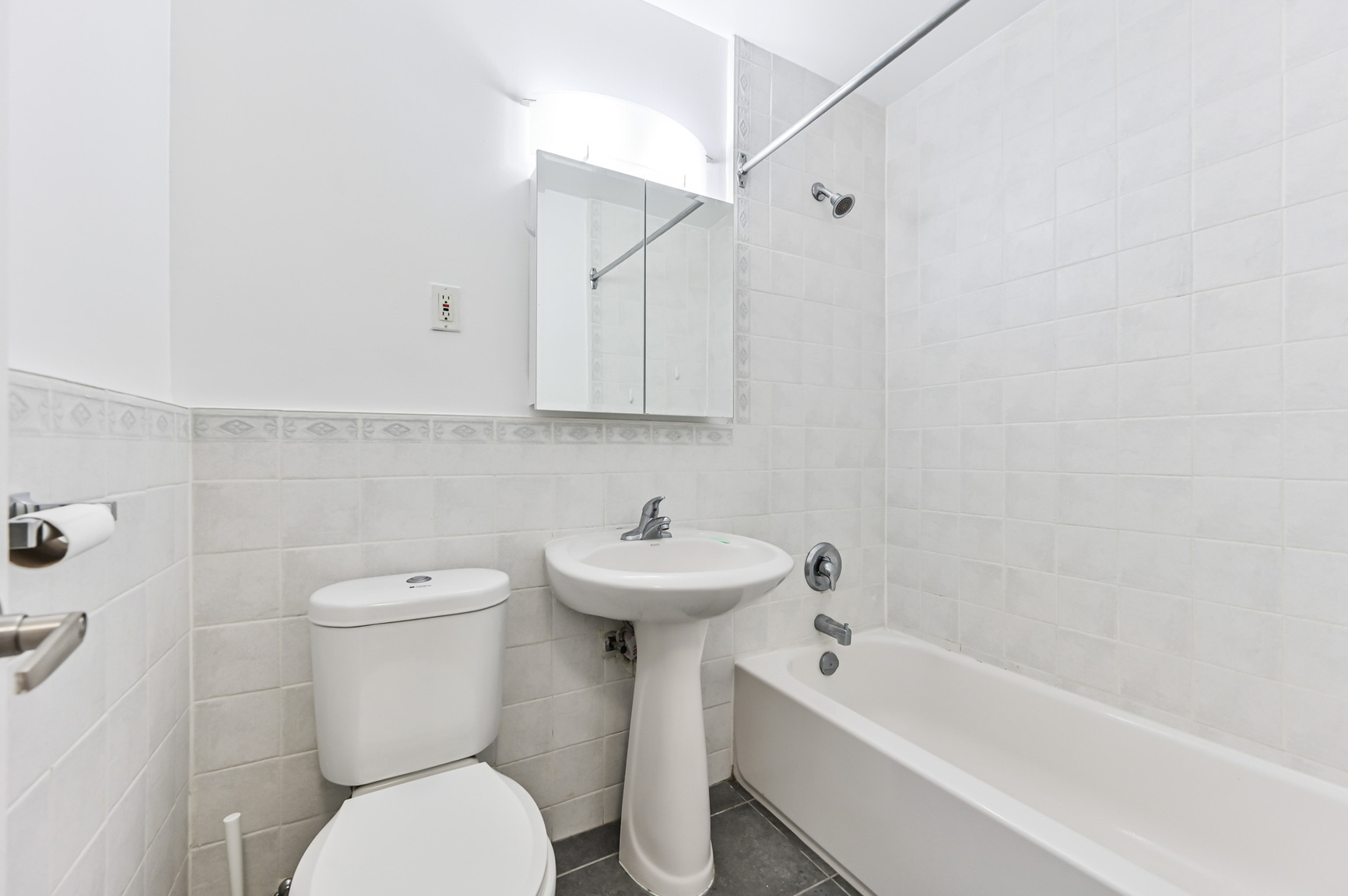 214 St. George - Photo 8